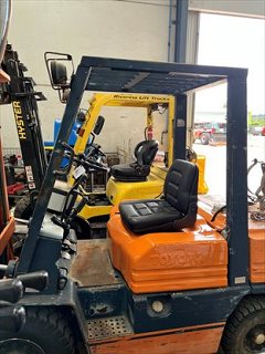 Used equipment: Toyota 2.5T Dual Fuel Forklift