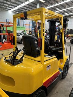 Used equipment: Hyster H2.50DX LPG 3 Stage Forklift